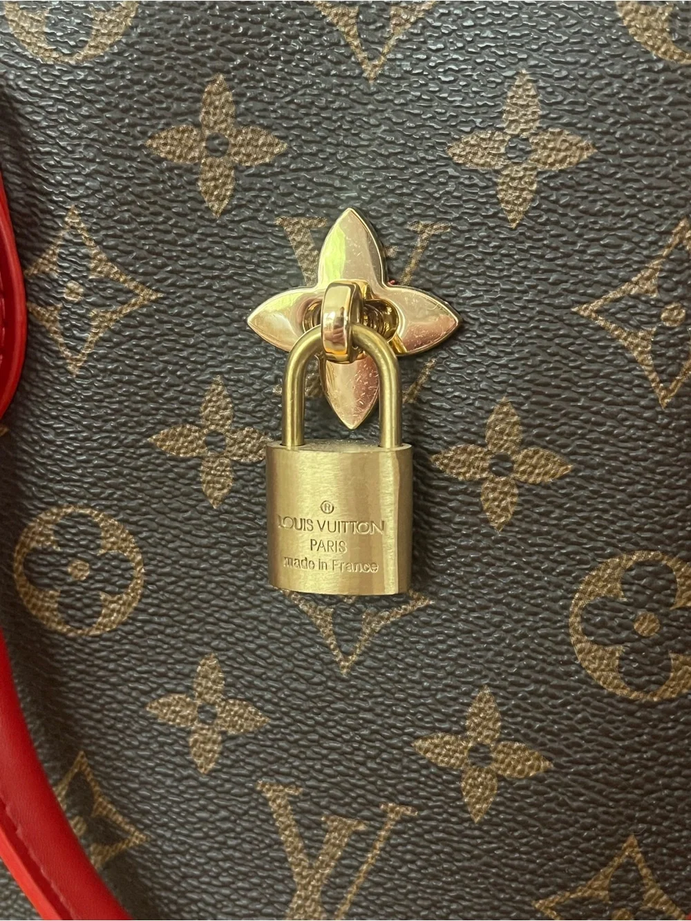 Louis Vuitton Monogram Satchel with Red Handles and Gold Lock - Picture 3 of 8